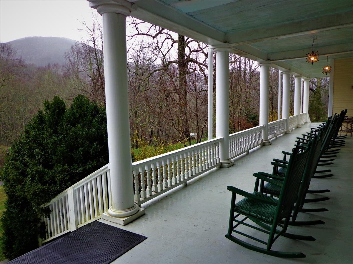Grand Old Lady Hotel Waynesville Exteriör bild